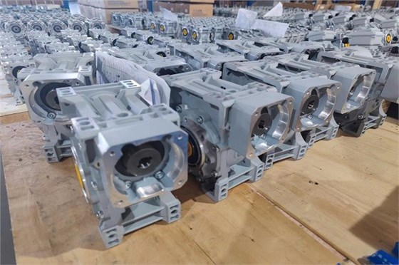 艾思捷輸送機(jī)減速機(jī) (2).jpg