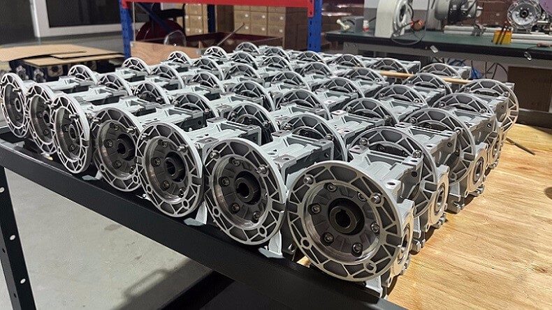 上海艾思捷蝸輪蝸桿減速機(jī)一般作用是什么？